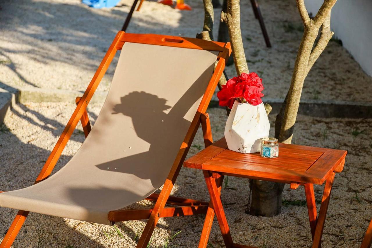 The Florens Residence Near The Beach With The Pool, Bbq And Kids Playground, Zadar Diklo Bagian luar foto